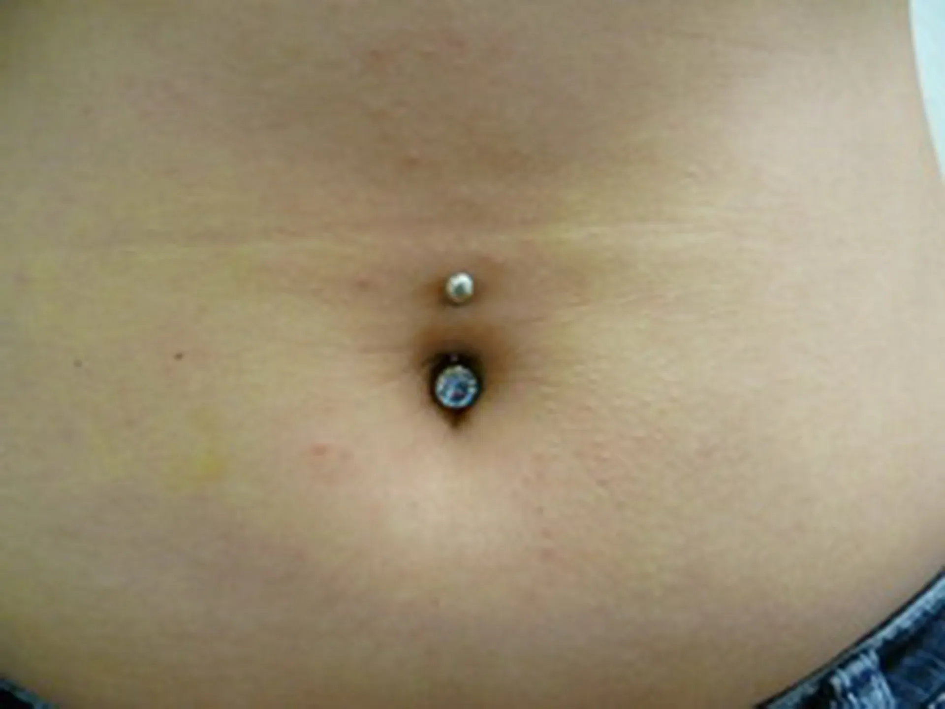 Piercing Ink Cooperation in Worms